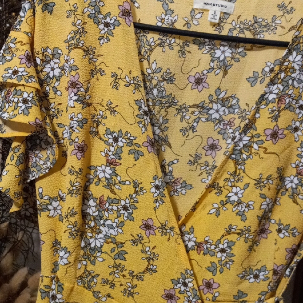 Floral Yellow Wrap Dress - Picture 6 of 9